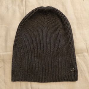 Lulu lemon beanie